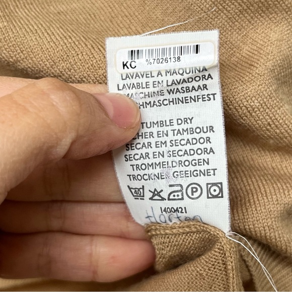 Philippe Adec Women's V-Neck Sweater in Camel Brown - Picture 6 of 8